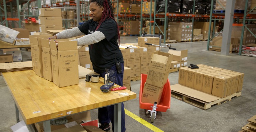 Diferencias entre picking y packing en el almacén